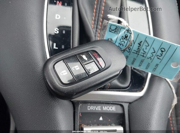 3CZRZ1H59PM735807 2023 HONDA HR-V Красный Вид панели приборов