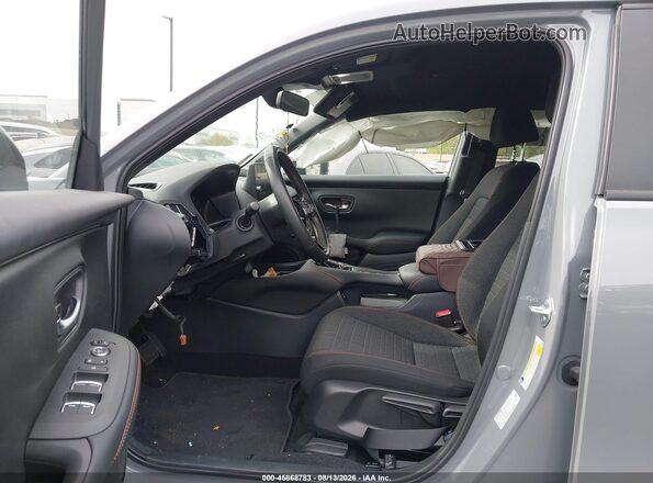 3CZRZ1H5XTM739682 2026 HONDA HR-V Silver Front interior view