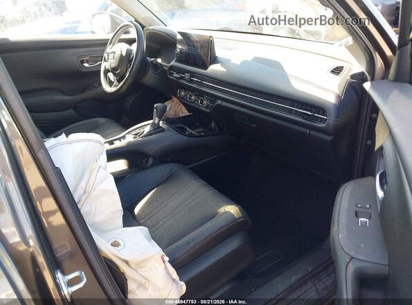 3CZRZ1H72PM729803 2023 HONDA HR-V Серый Вид салона спереди