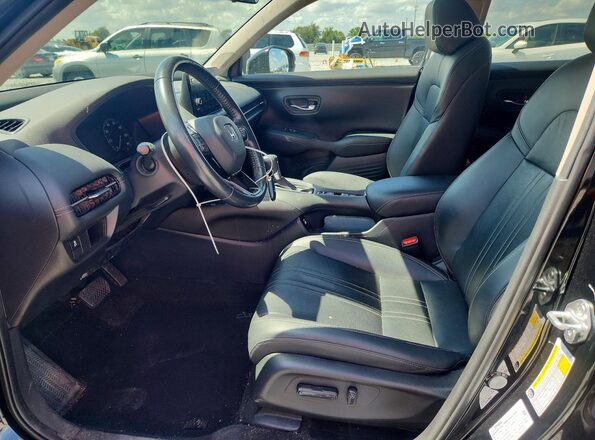 3CZRZ1H74PM727356 2023 HONDA HR-V Черный Вид салона спереди