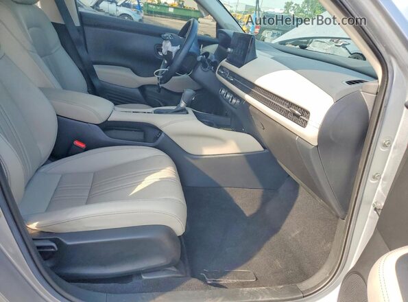 3CZRZ1H74RM761140 2024 HONDA HR-V Silver Widok wnętrza z przodu