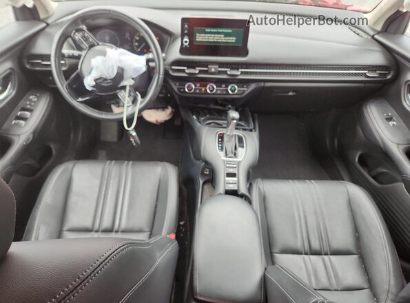 3CZRZ1H77PM717971 2023 HONDA HR-V Красный Вид панели приборов
