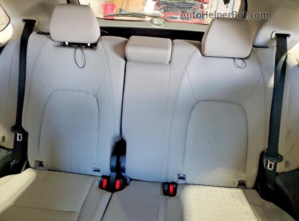 3CZRZ2H32RM750057 2024 HONDA HR-V White Вид задніх сидінь