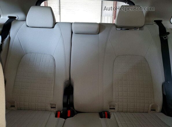 3CZRZ2H37PM742467 2023 HONDA HR-V Silver Widok tylnych siedzeń