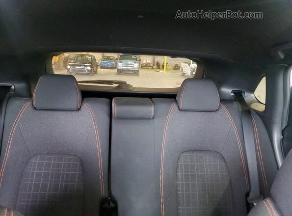 3CZRZ2H50PM717055 2023 HONDA HR-V White Вид задніх сидінь
