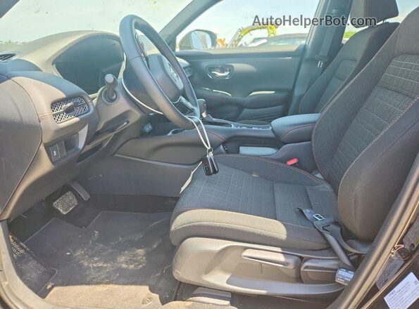 3CZRZ2H51TM764914 2026 HONDA HR-V Черный Вид салона спереди