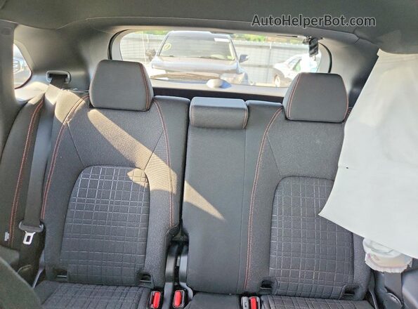3CZRZ2H52RM737200 2024 HONDA HR-V Белый Вид задних сидений