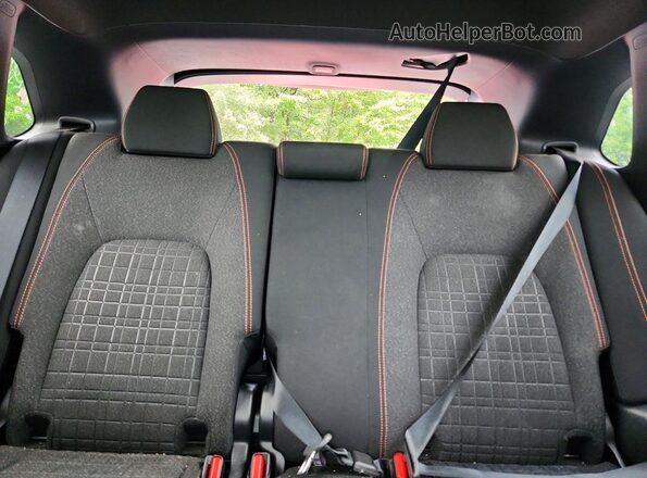 3CZRZ2H53RM701774 2024 HONDA HR-V White Rear seats view