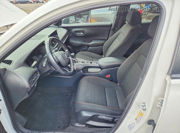 3CZRZ2H53RM701774 2024 HONDA HR-V White Front interior view