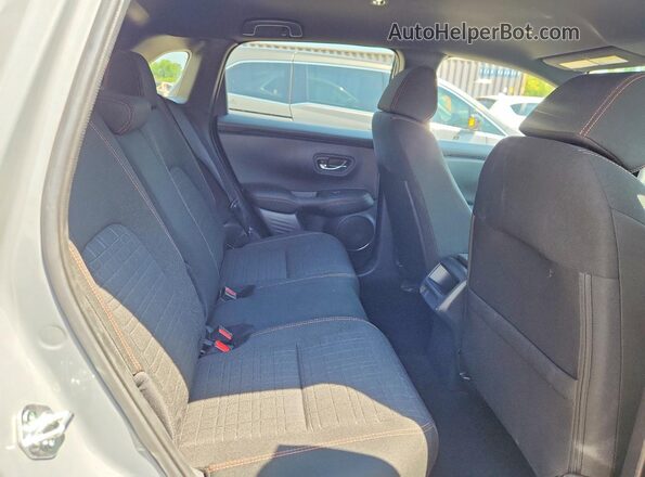 3CZRZ2H54RM786043 2024 HONDA HR-V Gray Вид задньої частини салону
