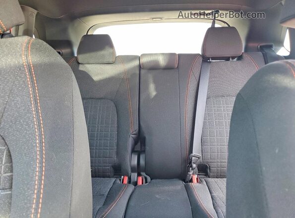 3CZRZ2H54TM734077 2026 HONDA HR-V Red Vista de los asientos traseros