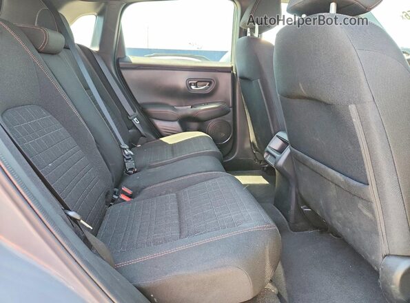 3CZRZ2H56RM703468 2024 HONDA HR-V Silver Widok wnętrza z tyłu