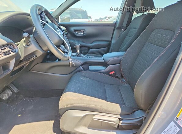 3CZRZ2H56RM703468 2024 HONDA HR-V Silver Widok wnętrza z przodu