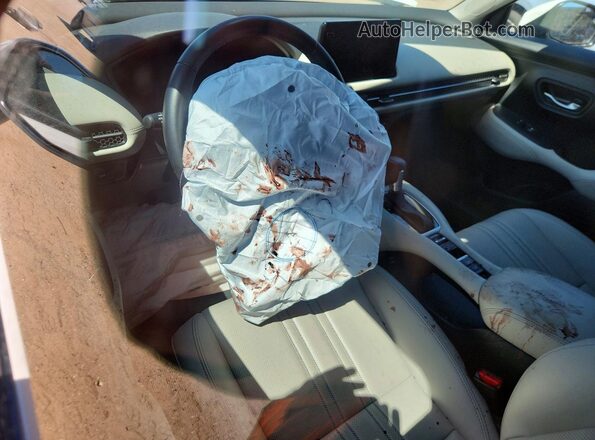 3CZRZ2H76SM773723 2025 HONDA HR-V White Front interior view