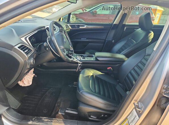 3FA6P0CD3LR175518 2020 FORD FUSION Silver Vista interior delantera