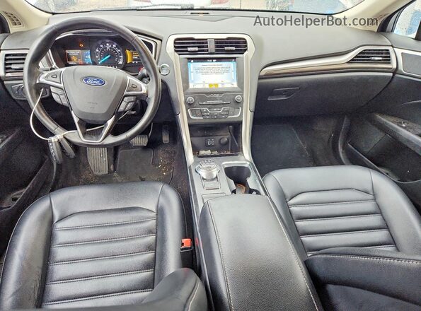 3FA6P0CD5KR181951 2019 FORD FUSION Серебряный Вид панели приборов