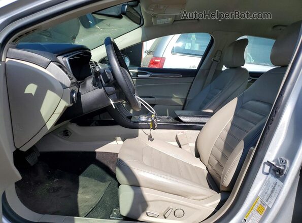 3FA6P0CD7KR224685 2019 FORD FUSION Silver Вид салону спереду