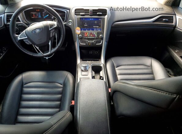 3FA6P0CD9KR147334 2019 FORD FUSION Charcoal Widok deski rozdzielczej