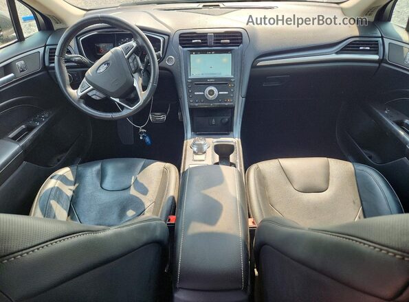 3FA6P0D91HR401816 2017 FORD FUSION Charcoal Widok deski rozdzielczej
