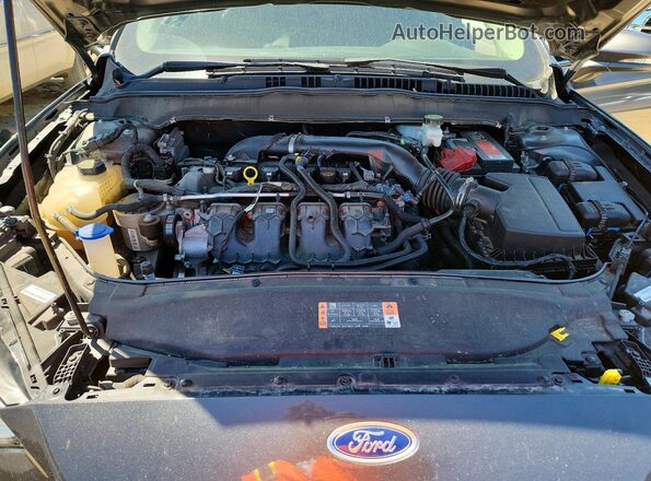 3FA6P0D93LR193043 2020 FORD FUSION Gray Rear interior view