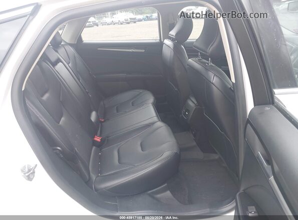 3FA6P0D95HR303761 2017 FORD FUSION Белый Вид наклейки с VIN-кодом
