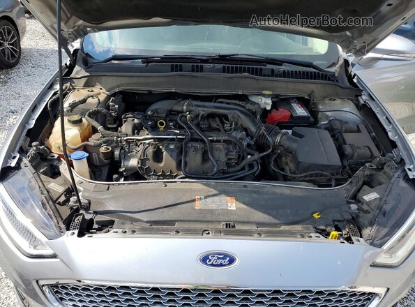 3FA6P0D95LR138030 2020 FORD FUSION Gray Vista interior trasera