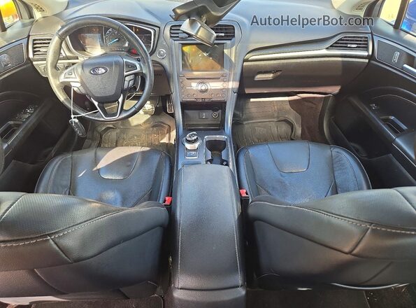 3FA6P0D97HR255812 2017 FORD FUSION Синий Вид панели приборов