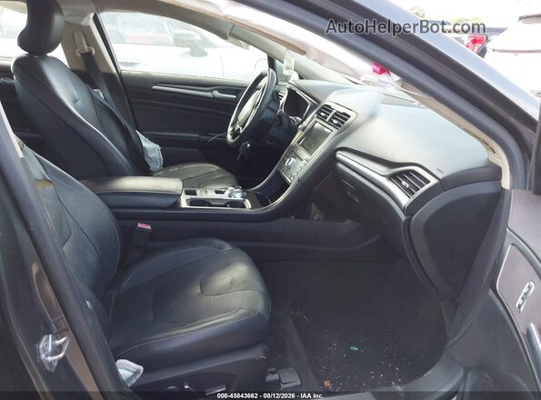3FA6P0D97JR219530 2018 FORD FUSION Gray Вид салону спереду