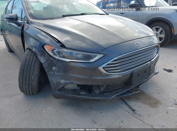 3FA6P0D97JR219530 2018 FORD FUSION Gray Вид спереду