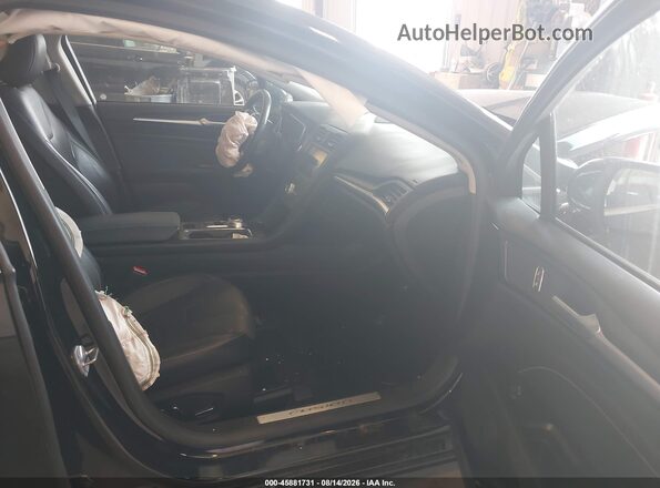 3FA6P0D9XJR233759 2018 FORD FUSION Black Vista interior delantera