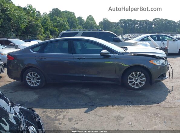 3FA6P0G70HR193762 2017 FORD FUSION Gray Widok wnętrza z tyłu