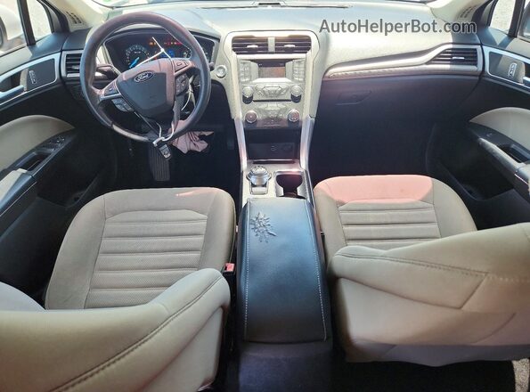3FA6P0G71JR270368 2018 FORD FUSION White Vista del salpicadero