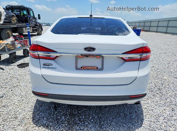 3FA6P0G71JR270368 2018 FORD FUSION White Vista trasera