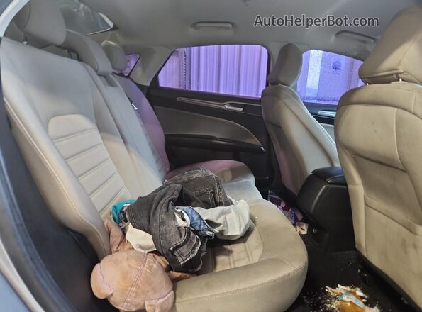 3FA6P0G71LR160259 2020 FORD FUSION Silver Rear seats view
