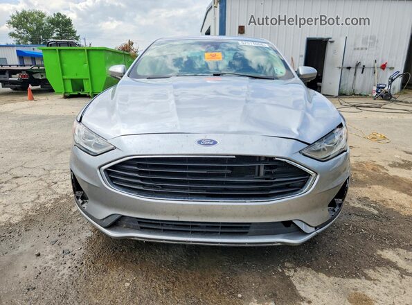 3FA6P0G71LR160794 2020 FORD FUSION Silver Widok z przodu
