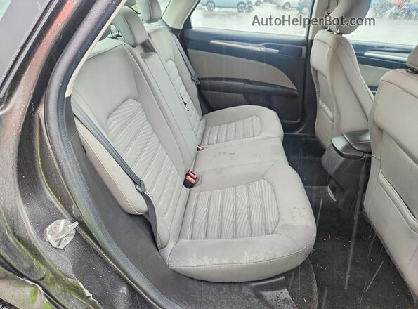 3FA6P0G72GR100058 2016 FORD FUSION Gray Widok tylnych siedzeń