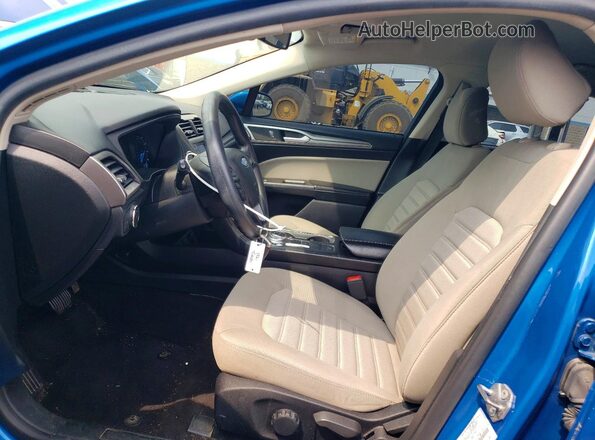 3FA6P0G72LR227810 2020 FORD FUSION Blue Front interior view