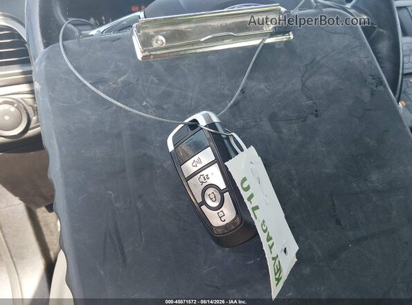 3FA6P0G73HR346277 2017 FORD FUSION Серый Вид панели приборов