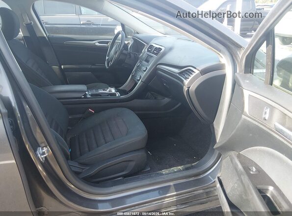 3FA6P0G73HR346277 2017 FORD FUSION Серый Вид салона спереди