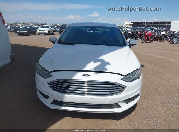 3FA6P0G73HR415923 2017 FORD FUSION Белый Вид спереди