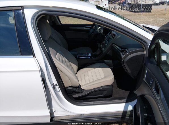 3FA6P0G73LR263067 2020 FORD FUSION White Widok wnętrza z przodu