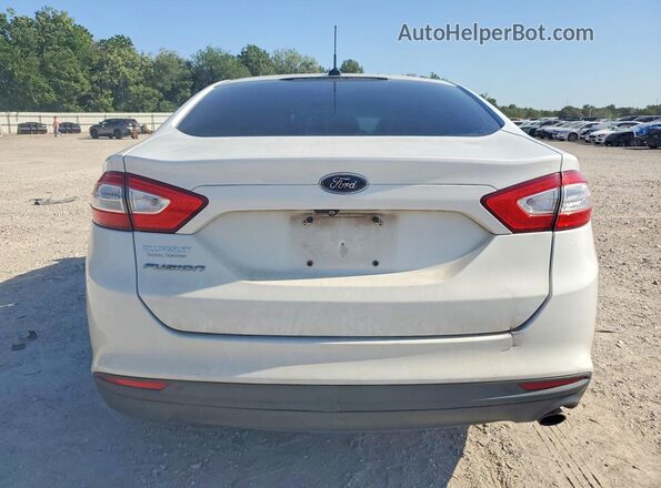 3FA6P0G74GR327588 2016 FORD FUSION White Widok z tyłu