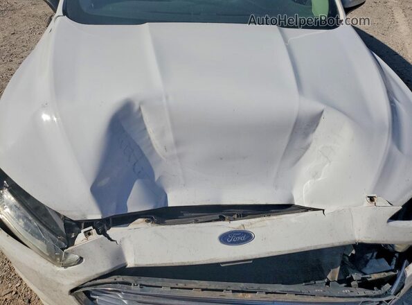 3FA6P0G74GR327588 2016 FORD FUSION White Widok wnętrza z tyłu