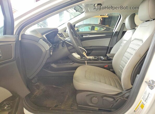 3FA6P0G75GR339121 2016 FORD FUSION Белый Вид салона спереди