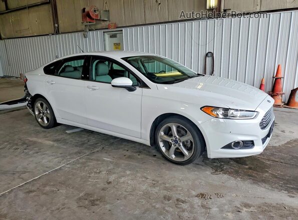 3FA6P0G75GR339121 2016 FORD FUSION Белый Передняя правая четверть