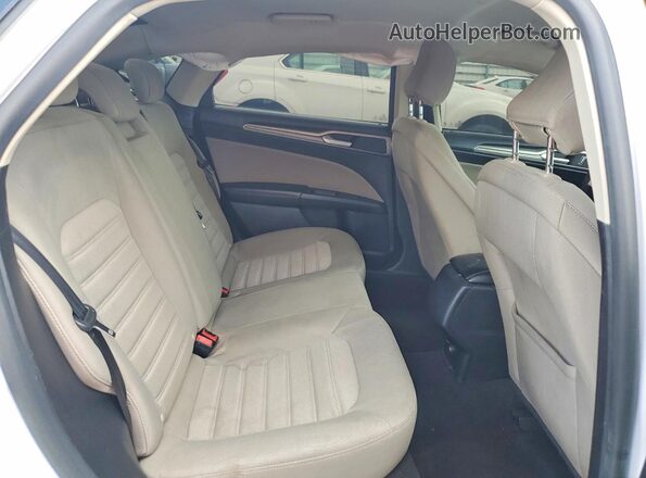 3FA6P0G75LR200049 2020 FORD FUSION White უკანა სავარძლების ხედი