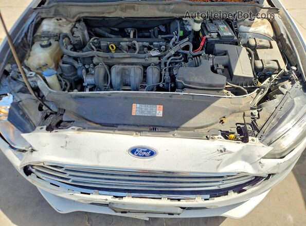 3FA6P0G77JR136304 2018 FORD FUSION White Սալոնի հետևի տեսք