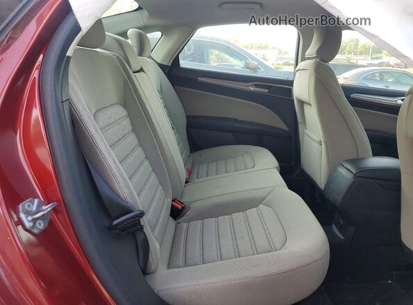 3FA6P0G77JR285005 2018 FORD FUSION Red Widok tylnych siedzeń
