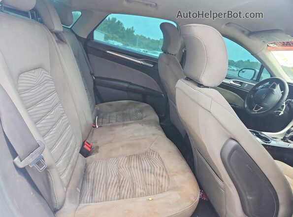 3FA6P0G79GR125748 2016 FORD FUSION White Widok tylnych siedzeń