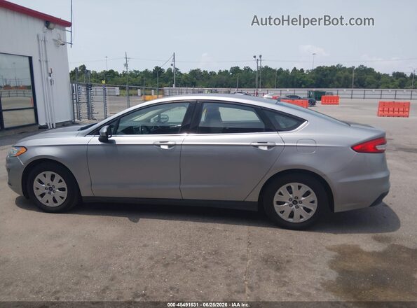 3FA6P0G79LR196698 2020 FORD FUSION Silver Вид задньої частини салону